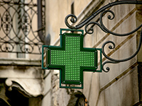 Enseigne de pharmacie lumineuse - La Prévention Médicale